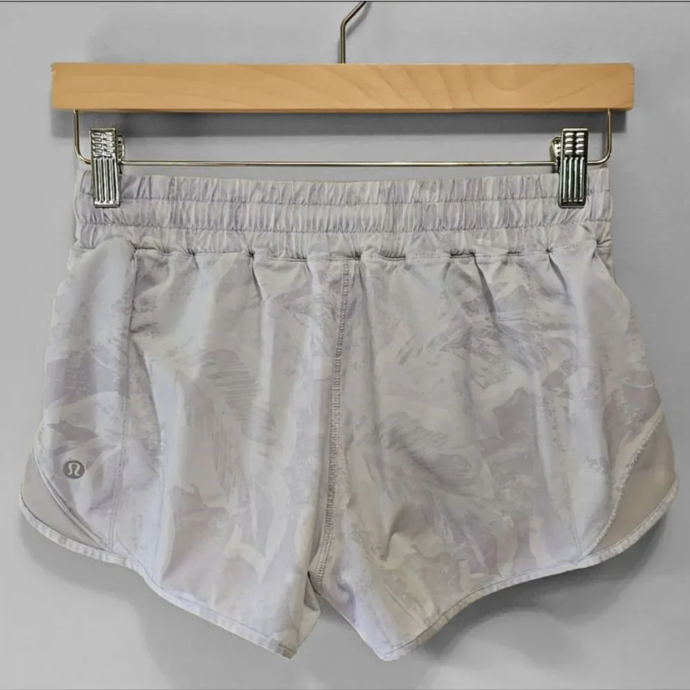 Lululemon‎ Hotty Hot Short II 2.5